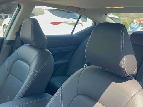 Used 2025 Nissan Altima 2.5 SL image 18