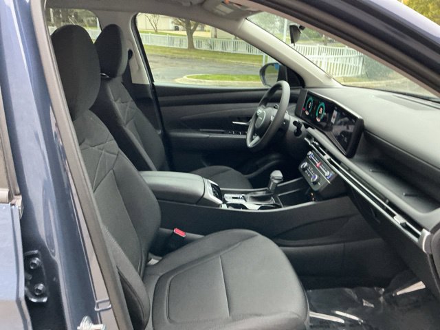 Certified 2025 Hyundai Tucson SE FWD image 42