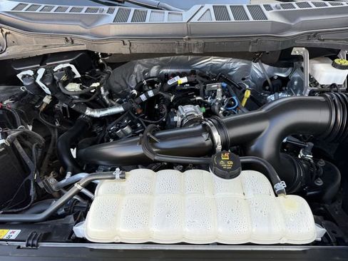 Used 2024 Ford F150 STX image 32