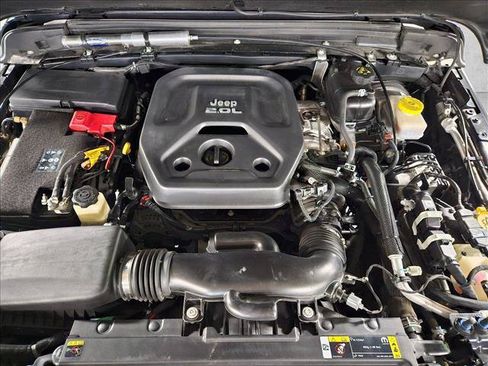 Used 2021 Jeep Wrangler Unlimited Rubicon AWD/4WD image 21