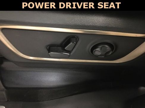 Used 2019 RAM 1500 Laramie Longhorn w/ Body-Colour Bumper Group image 14