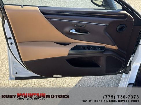 Used 2021 Lexus ES 350 w/ Premium Package image 9