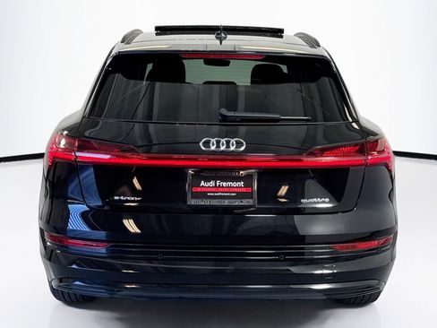 Used 2021 Audi e-tron Premium w/ Convenience Plus Package image 6