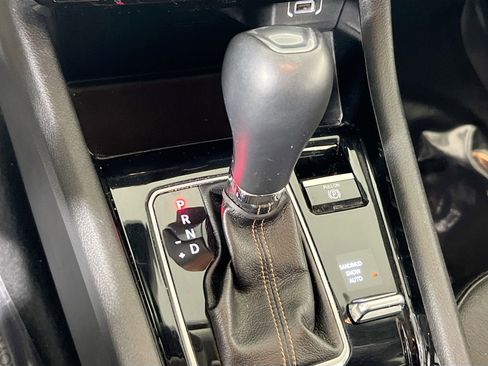 Used 2022 Jeep Compass Limited image 16