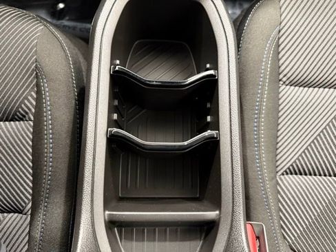 New 2027 Chevrolet Bolt LT w/ Comfort Package FWD image 36