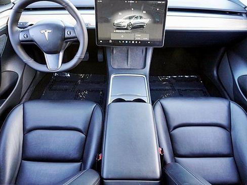 Used 2022 Tesla Model 3 Long Range image 22