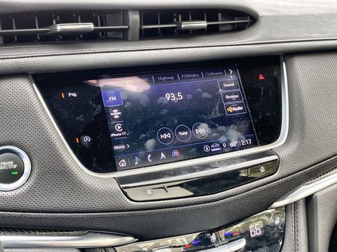 Certified 2025 Cadillac XT5 Sportv AWD/4WD image 13