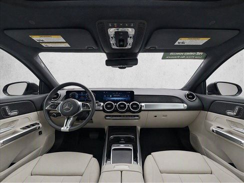 Used 2026 Mercedes-Benz GLB 250 image 22