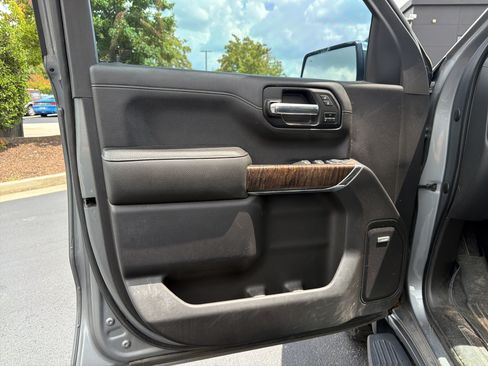 Used 2019 GMC Sierra 1500 Denali AWD/4WD image 16