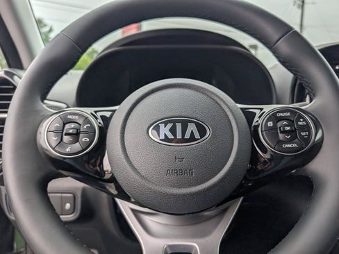 Used 2020 Kia Soul EX FWD image 14