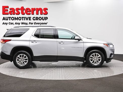 Used 2021 Chevrolet Traverse LT AWD/4WD image 4