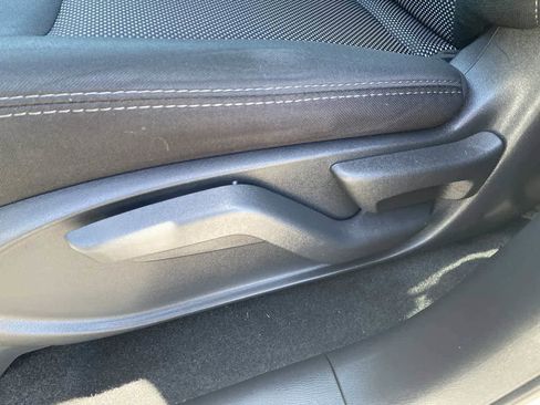 Used 2020 Nissan Pathfinder S AWD/4WD image 12