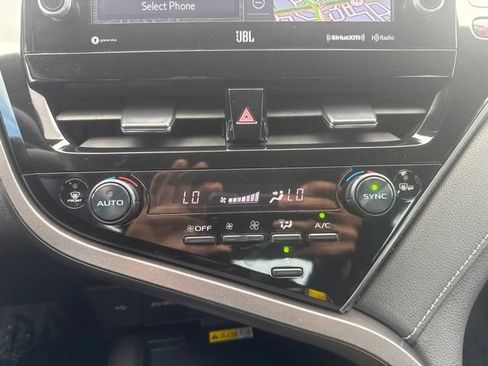 Used 2022 Toyota Camry XSE w/ Navigation Package FWD image 31