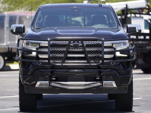 Used 2024 Chevrolet Silverado 1500 High Country AWD/4WD image 37