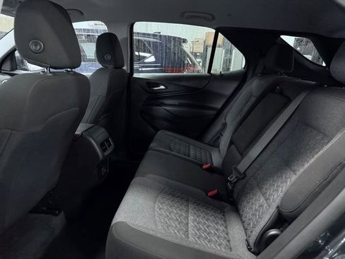 Used 2023 Chevrolet Equinox LT w/ Driver Convenience Package AWD/4WD image 19