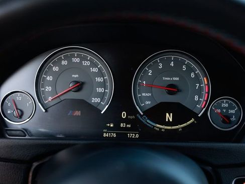 Used 2015 BMW M3 image 30
