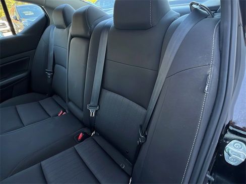 Used 2023 Nissan Altima 2.5 SV image 16