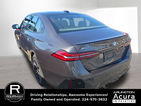 Used 2026 BMW 530i xDrive AWD/4WD image 7