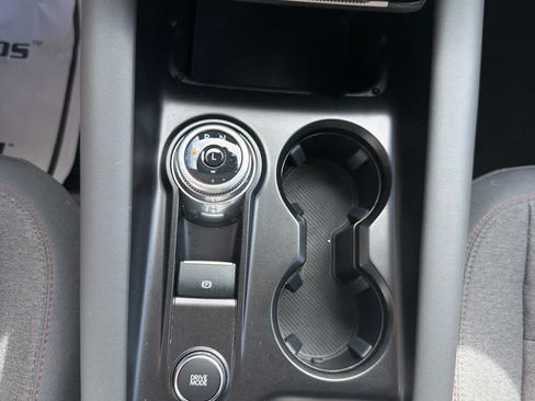 Used 2025 Ford Explorer Active RWD image 18