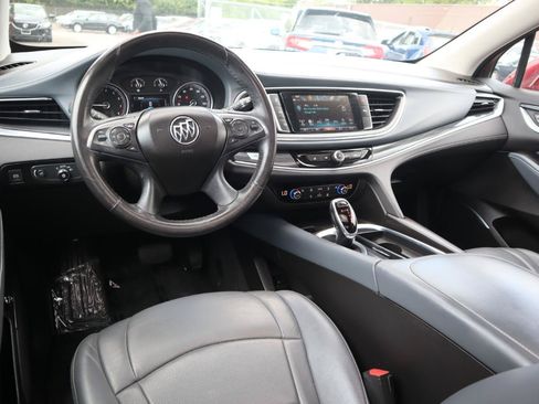 Used 2018 Buick Enclave Essence w/ Trailering Package AWD/4WD image 18
