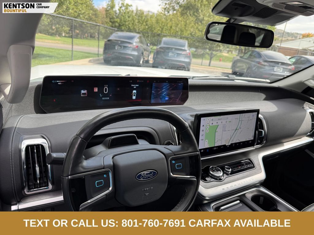 Used 2025 Ford Expedition Max Platinum AWD/4WD image 25