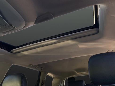 Used 2019 INFINITI QX60 Luxe w/ Essential Package image 7