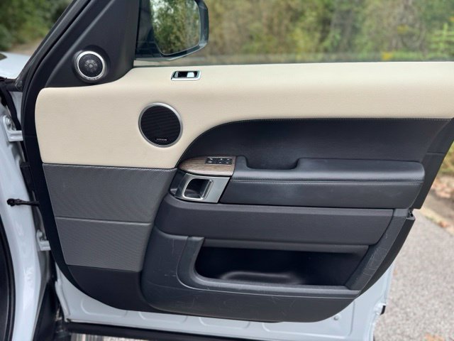 Used 2018 Land Rover Range Rover Sport HSE AWD/4WD image 18