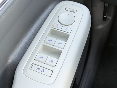 New 2026 Hyundai Santa Fe SE image 26