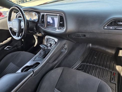 Used 2021 Dodge Challenger R/T image 13