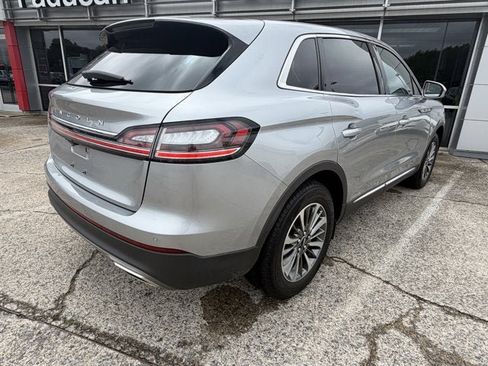 Used 2021 Lincoln Nautilus FWD w/ Equipment Group 101A image 9