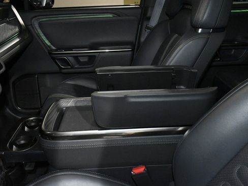 Used 2022 Rivian R1S Launch Edition image 42