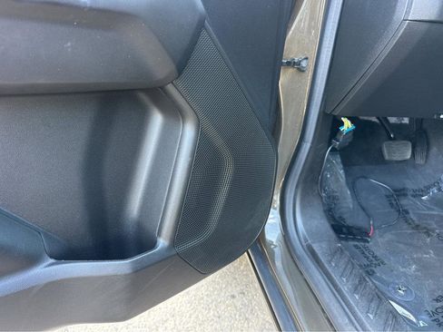 Used 2023 Chevrolet Colorado W/T image 32