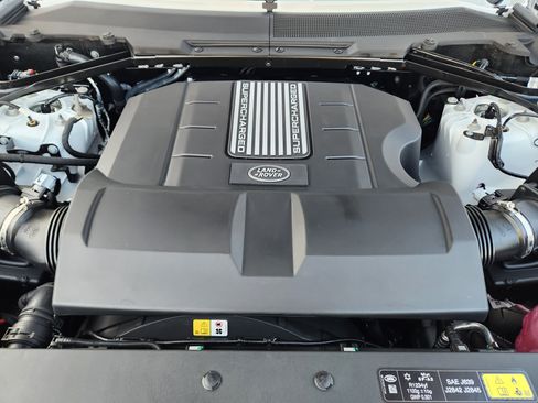 New 2026 Land Rover Defender 130 V8 image 34