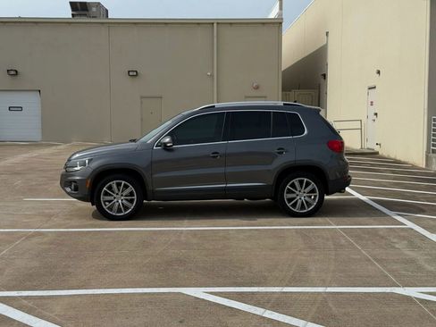 Used 2014 Volkswagen Tiguan S AWD/4WD image 4