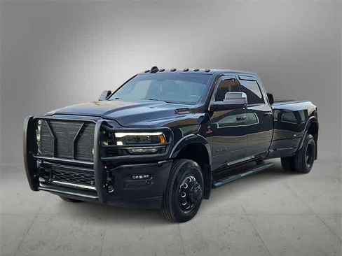 Certified 2022 RAM 3500 Laramie w/ Night Edition image 4