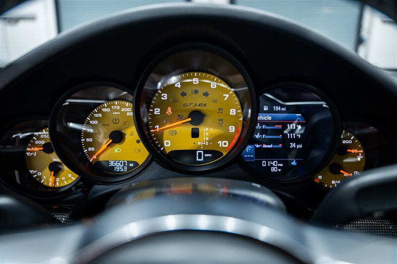 Used 2016 Porsche 911 GT3 RS RWD image 17