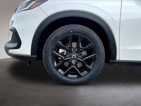 Certified 2024 Honda HR-V Sport image 32