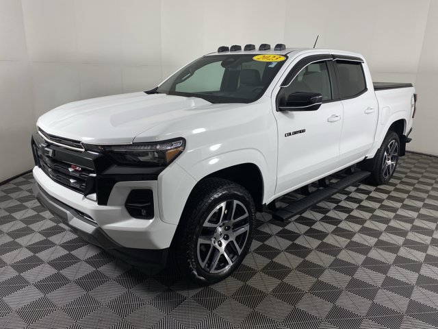 Used 2023 Chevrolet Colorado Z71 w/ Z71 Convenience Package 2 AWD/4WD image 12