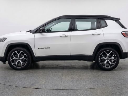 Used 2025 Jeep Compass Limited AWD/4WD image 5