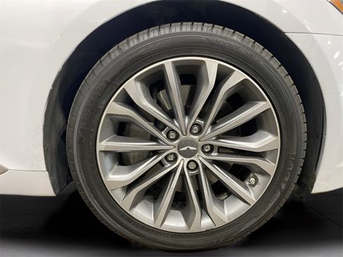 Used 2017 Genesis G80 3.8 image 19