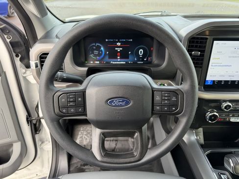 Used 2025 Ford F150 Lightning Pro image 20