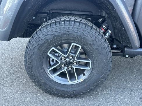 New 2026 Jeep Gladiator Mojave image 17