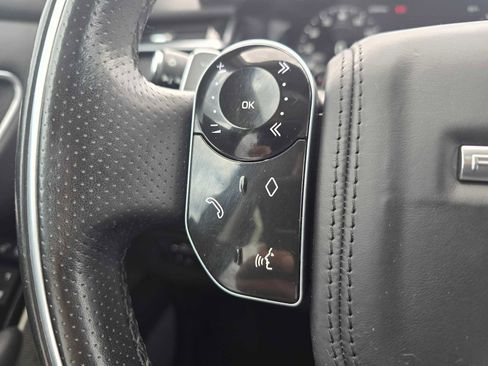 Used 2018 Land Rover Range Rover Velar R-Dynamic SE image 33