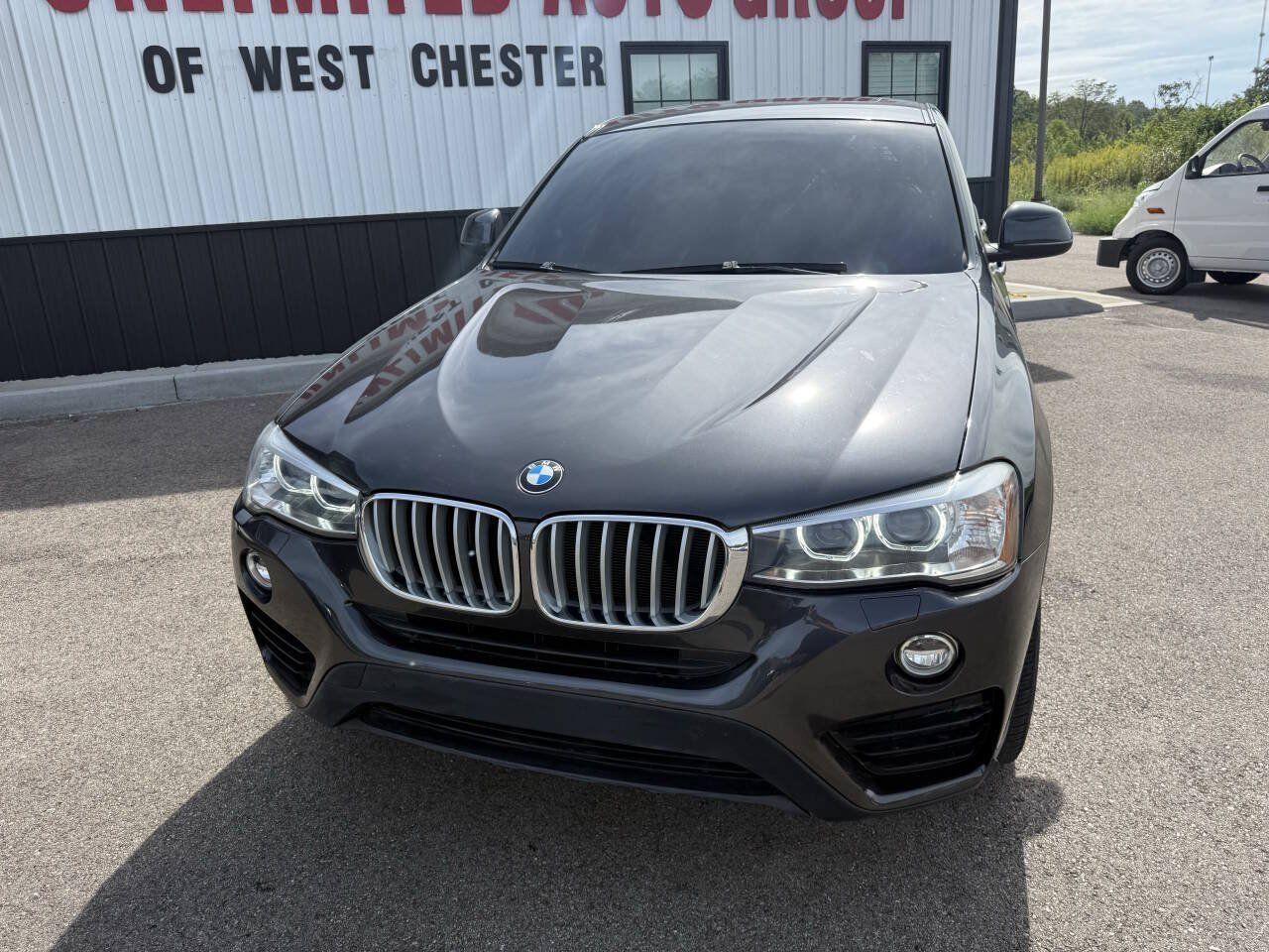 Used 2016 BMW X4 xDrive28i w/ Premium Package AWD/4WD image 2