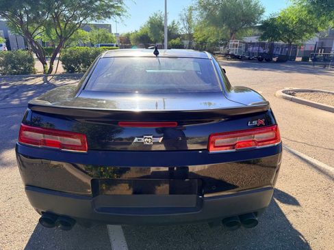 Used 2014 Chevrolet Camaro SS w/ SS Performance Package RWD image 4