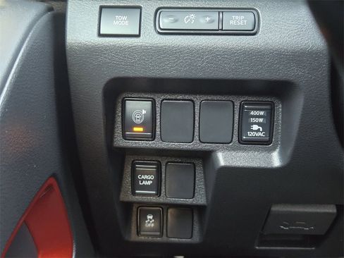 Used 2023 Nissan Frontier Pro-X w/ Pro Convenience Package image 19