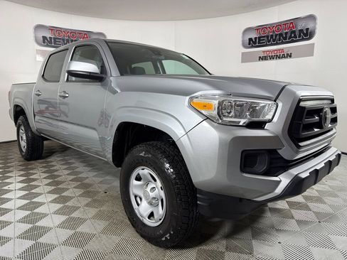 Used 2023 Toyota Tacoma SR image 1