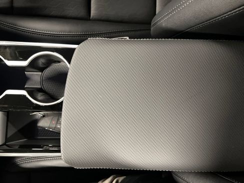 New 2026 Chevrolet Equinox LT w/ Convenience Package II image 26