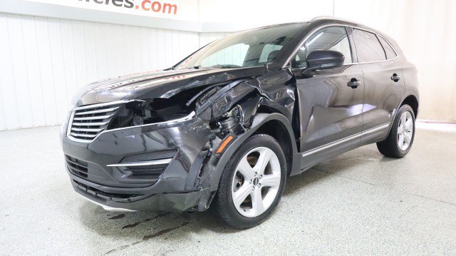 Used 2016 Lincoln MKC Premiere FWD image 2