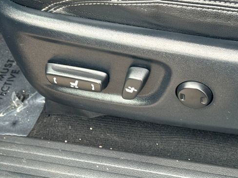 Used 2020 Toyota 4Runner Nightshade image 51